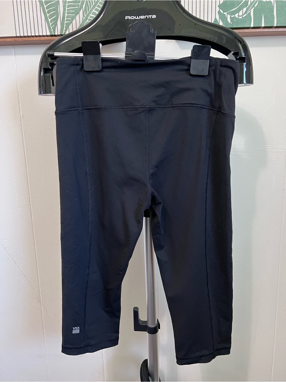 VSX Black Cropped Leggings